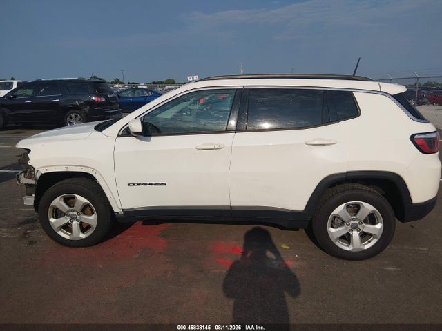 2018 Jeep Compass Latitude 4x4 მანქანა იყიდება აუქციონზე, vin: 3C4NJDBB3JT435009, აუქციონის ნომერი: 45838145