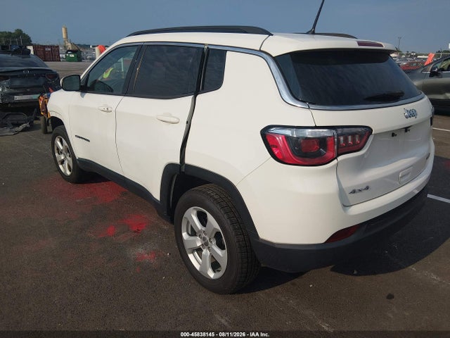 2018 Jeep Compass Latitude 4x4 მანქანა იყიდება აუქციონზე, vin: 3C4NJDBB3JT435009, აუქციონის ნომერი: 45838145
