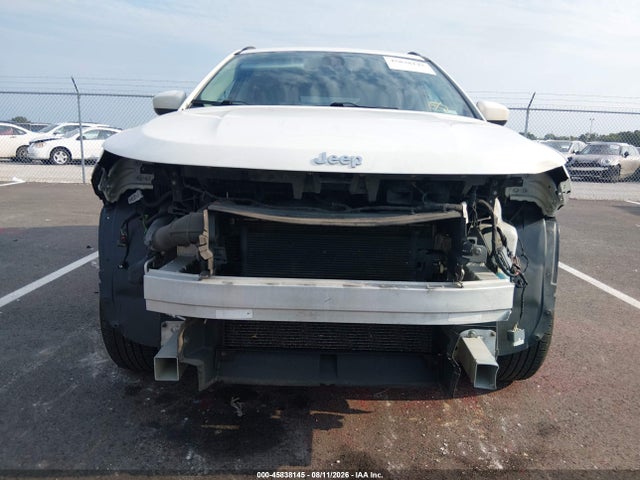 2018 Jeep Compass Latitude 4x4 მანქანა იყიდება აუქციონზე, vin: 3C4NJDBB3JT435009, აუქციონის ნომერი: 45838145