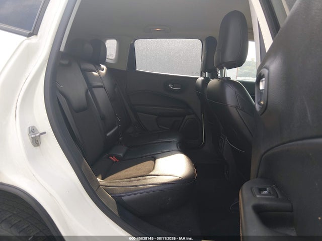 2018 Jeep Compass Latitude 4x4 მანქანა იყიდება აუქციონზე, vin: 3C4NJDBB3JT435009, აუქციონის ნომერი: 45838145