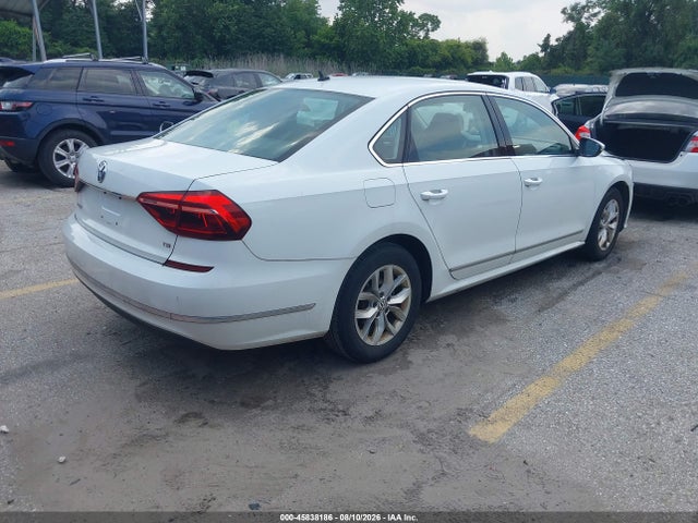 Продажа на аукционе авто 2017 Volkswagen Passat 1.8t S, vin: 1VWAT7A34HC079810, номер лота: 45838186