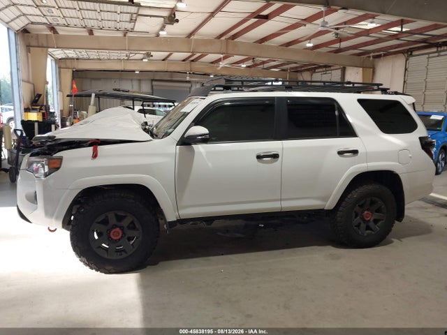2018 Toyota 4runner Trd Off Road Premium მანქანა იყიდება აუქციონზე, vin: JTEBU5JR4J5593191, აუქციონის ნომერი: 45838195