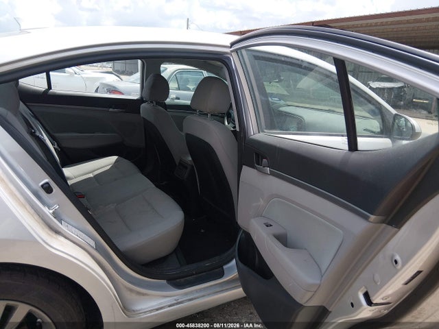 45838200 :رقم المزاد ، 5NPD84LF3JH230525 vin ، 2018 Hyundai Elantra Sel مزاد بيع