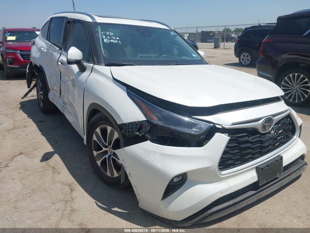 2021 Toyota Highlander Xle მანქანა იყიდება აუქციონზე, vin: 5TDGZRAH9MS533979, აუქციონის ნომერი: 45838219