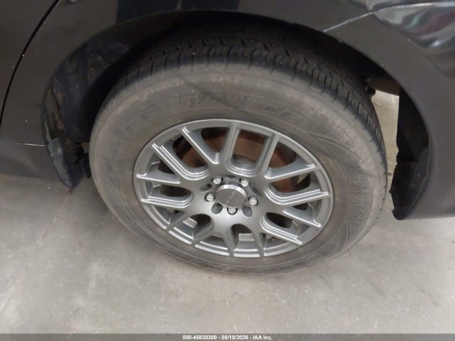 45838300 :رقم المزاد ، 1NXBU4EE3AZ227472 vin ، 2010 Toyota Corolla Le مزاد بيع