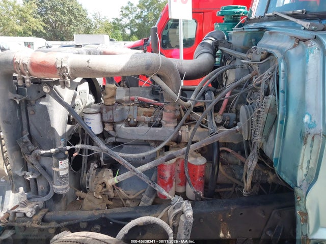 45838341 :رقم المزاد ، 1M2N187Y3KW027590 vin ، 1989 Mack 600 R600 مزاد بيع