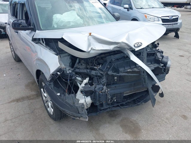 2020 Kia Soul Lx მანქანა იყიდება აუქციონზე, vin: KNDJ22AU4L7024373, აუქციონის ნომერი: 45838378