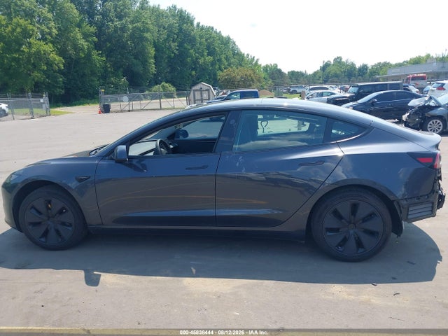 Продаж на аукціоні авто 2025 Tesla Model 3 Long Range Rear-wheel Drive/standard Rear-wheel Drive, vin: 5YJ3E1EA0SF918552, номер лоту: 45838444