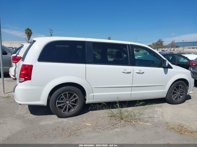 2C4RDGEG9FR530962 Dodge Grand Caravan R/t
