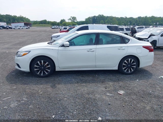 Продаж на аукціоні авто 2018 Nissan Altima 2.5 Sl, vin: 1N4AL3AP7JC174713, номер лоту: 45838502