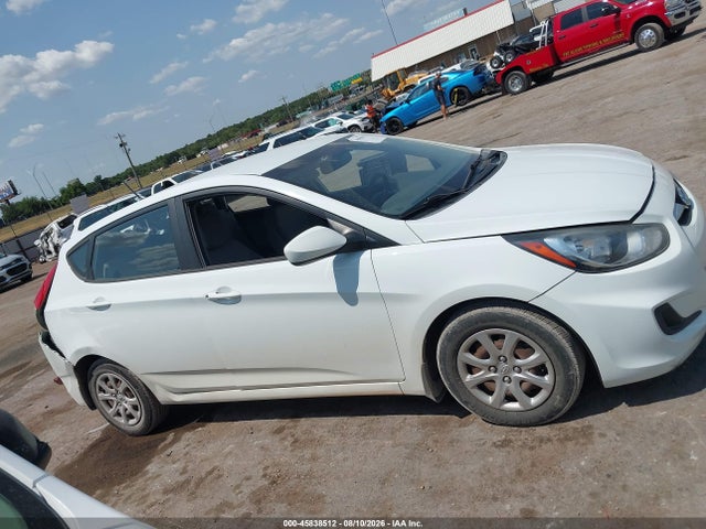 45838512 :رقم المزاد ، KMHCT5AE5DU087996 vin ، 2013 Hyundai Accent Gs مزاد بيع