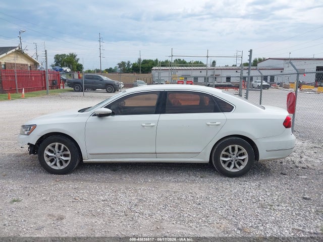 Volkswagen Passat 1.8t S 2017 1VWAT7A33HC004435 Image 14