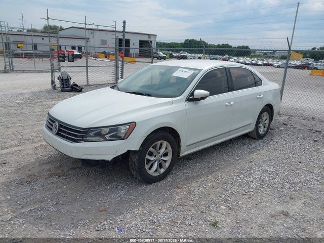 Volkswagen Passat 1.8t S 2017 1VWAT7A33HC004435 Image 2