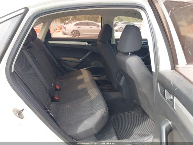 Volkswagen Passat 1.8t S 2017 1VWAT7A33HC004435 Image 8