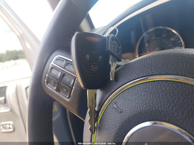 1C4HJWEG4HL733560 Jeep Wrangler Unlimited Sahara