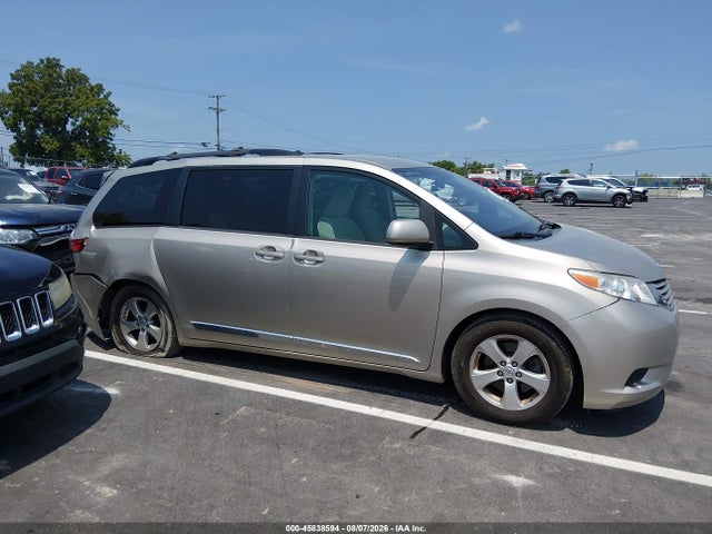 Toyota Sienna Le 8 Passenger 2015 5TDKK3DC8FS591094 Image 12