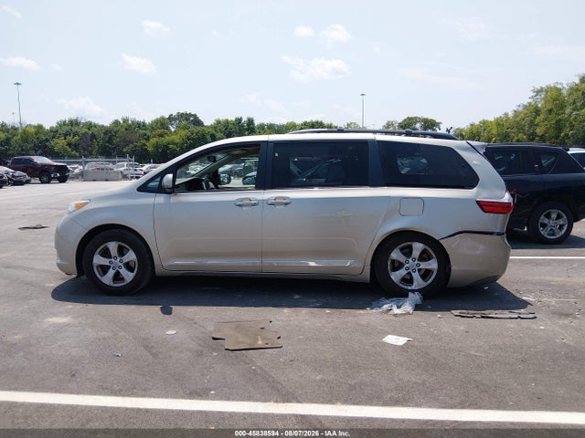 Toyota Sienna Le 8 Passenger 2015 5TDKK3DC8FS591094 Image 13