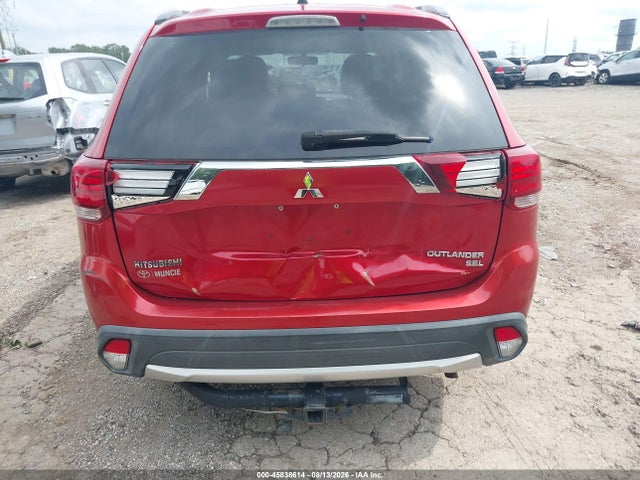 Продажа на аукционе авто 2016 Mitsubishi Outlander Sel, vin: JA4AD3A35GZ021610, номер лота: 45838614