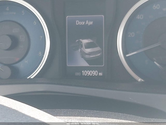 45838644 :رقم المزاد ، 4T1BF1FK7HU386373 vin ، 2017 Toyota Camry Le مزاد بيع