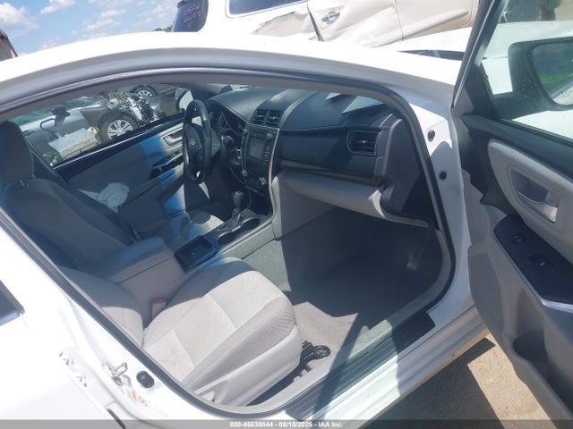 45838644 :رقم المزاد ، 4T1BF1FK7HU386373 vin ، 2017 Toyota Camry Le مزاد بيع