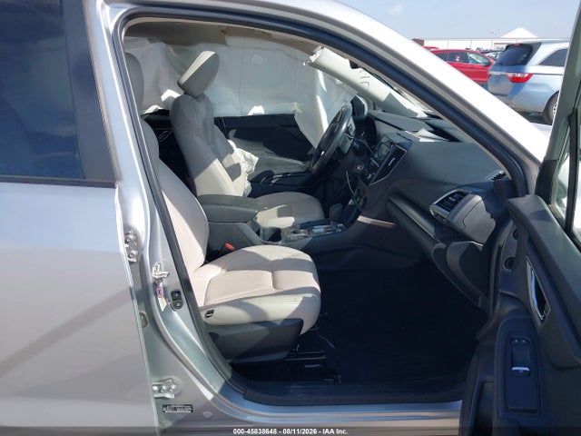 45838648 :رقم المزاد ، JF2SKAEC8KH464445 vin ، 2019 Subaru Forester Premium مزاد بيع