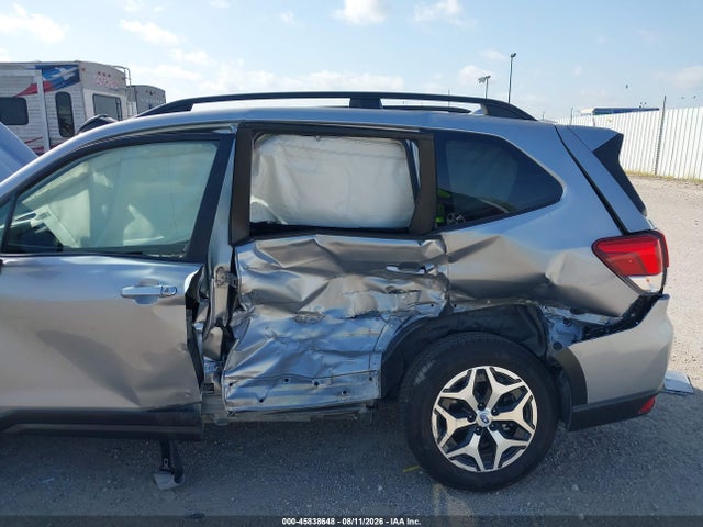 45838648 :رقم المزاد ، JF2SKAEC8KH464445 vin ، 2019 Subaru Forester Premium مزاد بيع