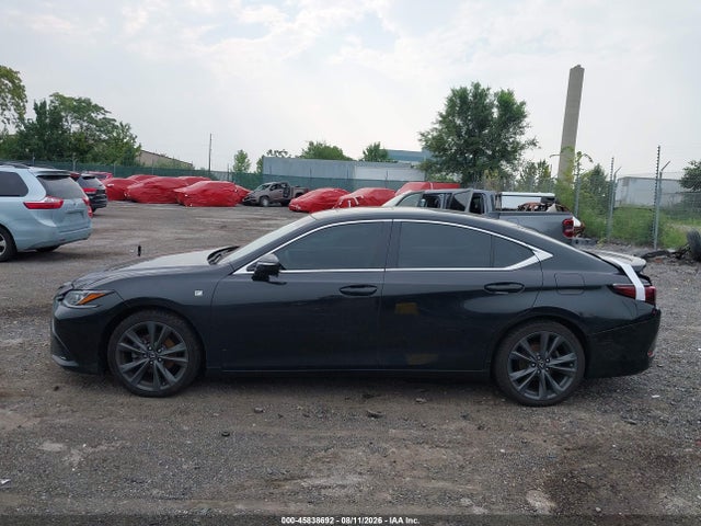 45838692 :رقم المزاد ، 58AG11D13MU005264 vin ، 2021 Lexus Es 250 F Sport مزاد بيع