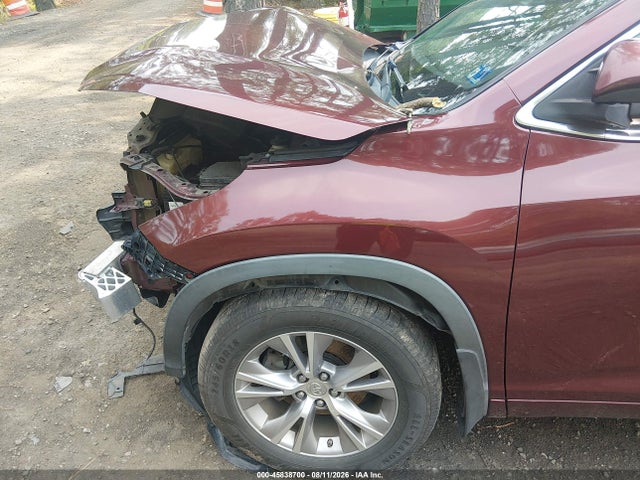 2015 Toyota Highlander Le Plus V6 მანქანა იყიდება აუქციონზე, vin: 5TDBKRFH7FS083923, აუქციონის ნომერი: 45838700