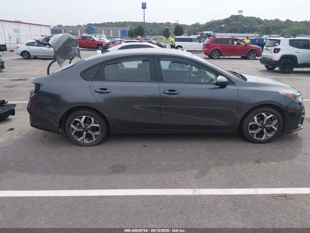 2021 Kia Forte Lxs მანქანა იყიდება აუქციონზე, vin: 3KPF24ADXME319500, აუქციონის ნომერი: 45838704