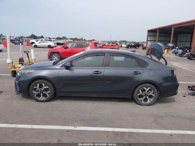 2021 Kia Forte Lxs მანქანა იყიდება აუქციონზე, vin: 3KPF24ADXME319500, აუქციონის ნომერი: 45838704