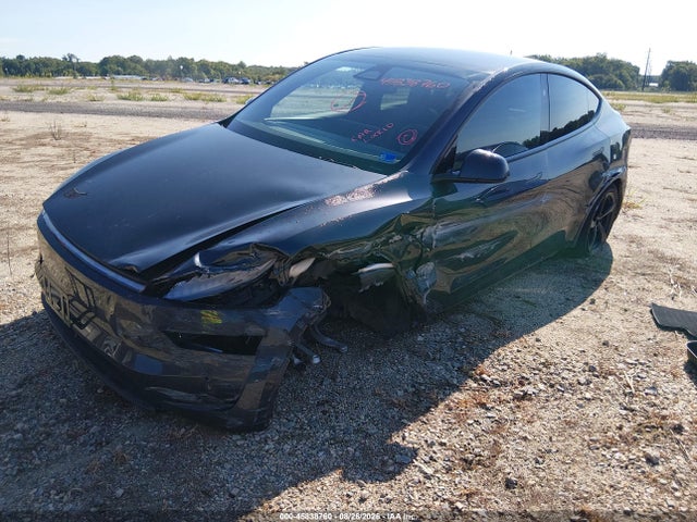 Tesla Model Y 2026 7SAYGDED2TF585965 Image 6