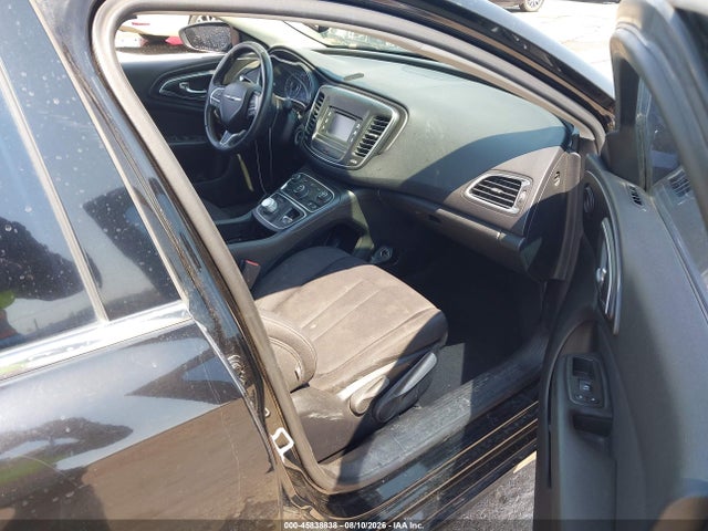 2015 Chrysler 200 Limited მანქანა იყიდება აუქციონზე, vin: 1C3CCCAB6FN641515, აუქციონის ნომერი: 45838838