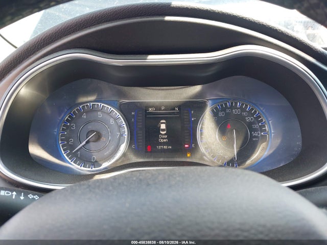 2015 Chrysler 200 Limited მანქანა იყიდება აუქციონზე, vin: 1C3CCCAB6FN641515, აუქციონის ნომერი: 45838838