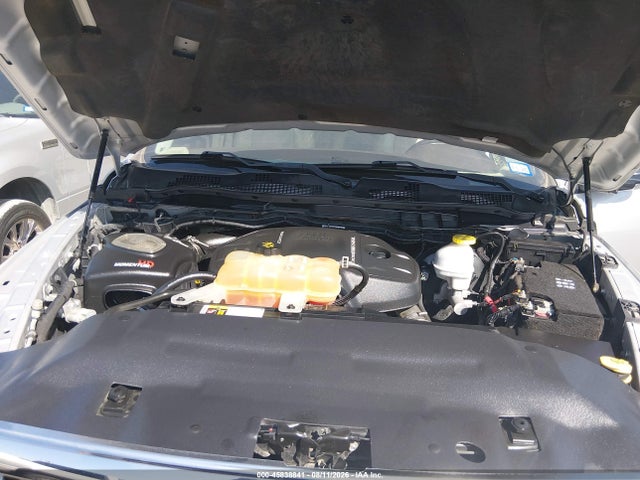 45838841 :رقم المزاد ، 1C6RR7NM3JS254722 vin ، 2018 Ram 1500 مزاد بيع