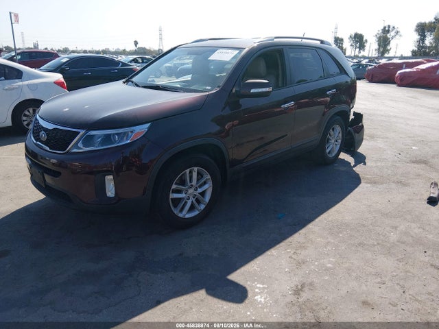 KIA SORENTO LX 2015 5XYKT3A69FG660724 Image 2