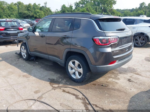 2018 Jeep Compass Latitude 4x4 მანქანა იყიდება აუქციონზე, vin: 3C4NJDBB3JT360733, აუქციონის ნომერი: 45838905