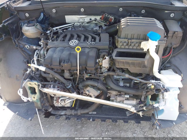 2021 Volkswagen Atlas 3.6l V6 Sel მანქანა იყიდება აუქციონზე, vin: 1V2BR2CA1MC597094, აუქციონის ნომერი: 45838967