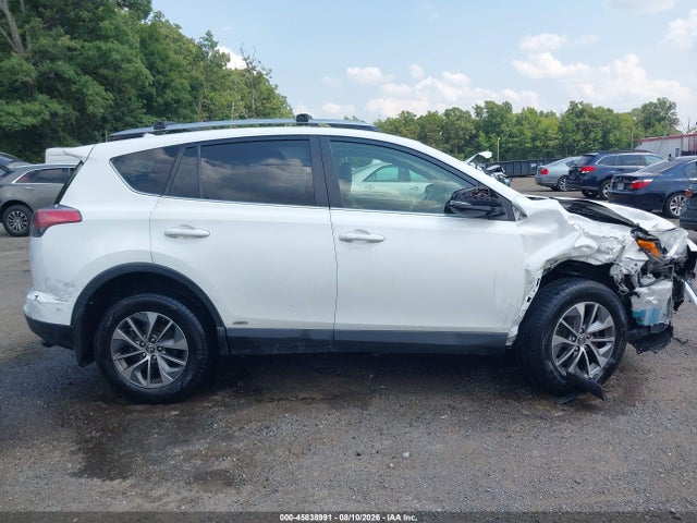 45838991 :رقم المزاد ، JTMRJREV6HD148252 vin ، 2017 Toyota Rav4 Hybrid Xle مزاد بيع