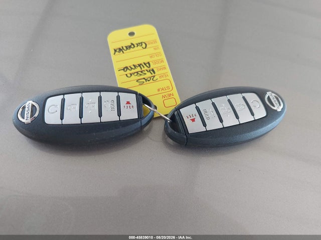 2015 Nissan Altima 2.5 Sl მანქანა იყიდება აუქციონზე, vin: 1N4AL3AP3FC443684, აუქციონის ნომერი: 45839010