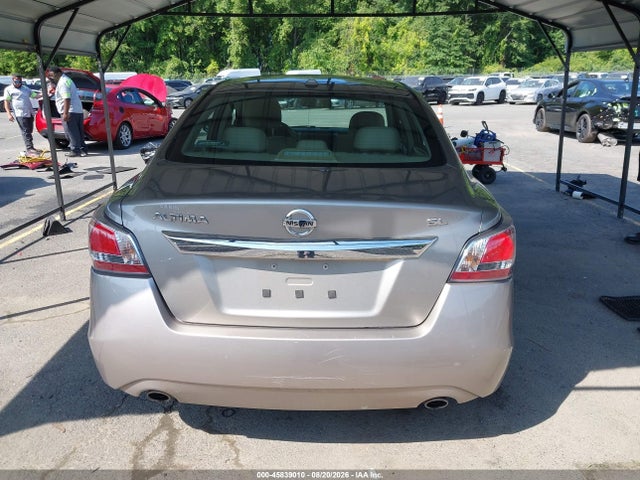 2015 Nissan Altima 2.5 Sl მანქანა იყიდება აუქციონზე, vin: 1N4AL3AP3FC443684, აუქციონის ნომერი: 45839010