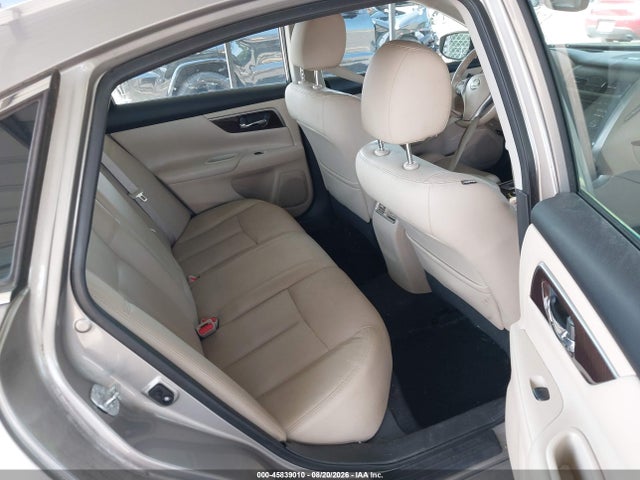 2015 Nissan Altima 2.5 Sl მანქანა იყიდება აუქციონზე, vin: 1N4AL3AP3FC443684, აუქციონის ნომერი: 45839010