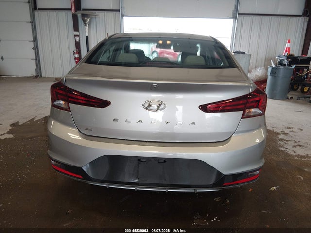 5NPD74LF5LH608883 Hyundai ELANTRA SE
