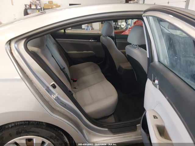 5NPD74LF5LH608883 Hyundai ELANTRA SE
