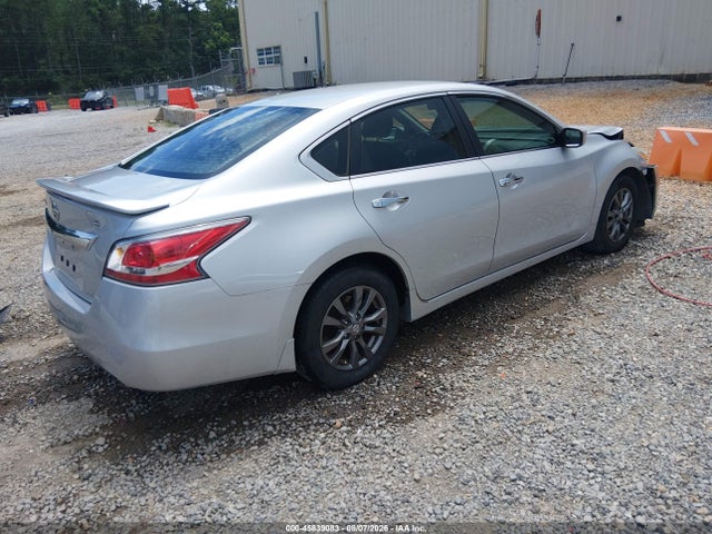 1N4AL3AP0FC246861 Nissan Altima 2.5 S