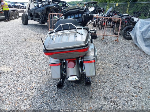 Harley-Davidson Flhtcu Ultra Classic Electra Gld 2017 1HD1FCC13HB609073 Image 6