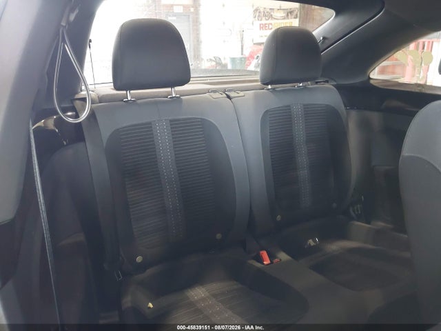 Продаж на аукціоні авто 2013 Volkswagen Beetle 2.0t Turbo, vin: 3VWVA7AT6DM609520, номер лоту: 45839151