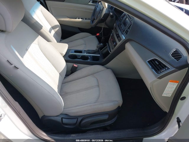 Aukcja sprzedaży 2016 Hyundai Sonata Hybrid Se, vin: KMHE24L11GA038154, numer aukcji: 45839181