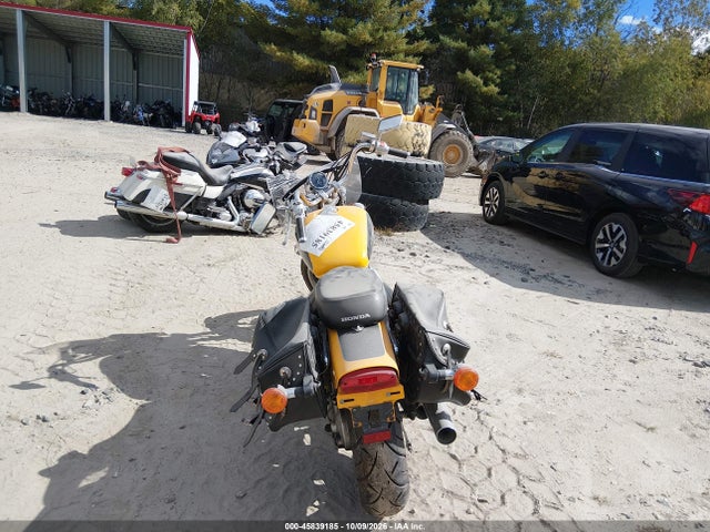1999 Honda Vt1100 C მანქანა იყიდება აუქციონზე, vin: 1HFSC1803XA301401, აუქციონის ნომერი: 45839185
