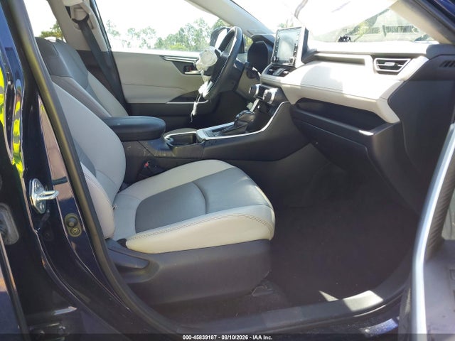 Aukcja sprzedaży 2021 Toyota Rav4 Xle Premium, vin: 2T3C1RFV4MW158201, numer aukcji: 45839187