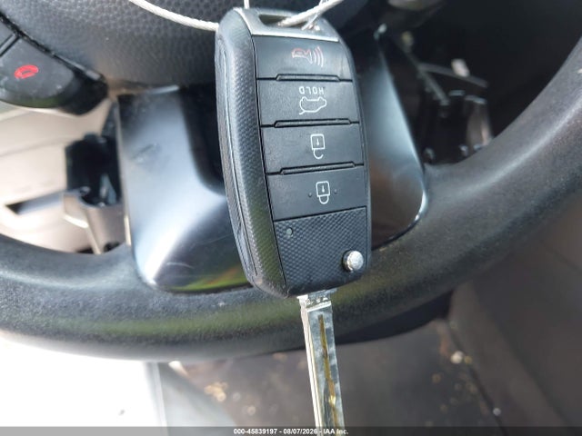 KIA Soul 2016 KNDJN2A25G7363025 Image 11